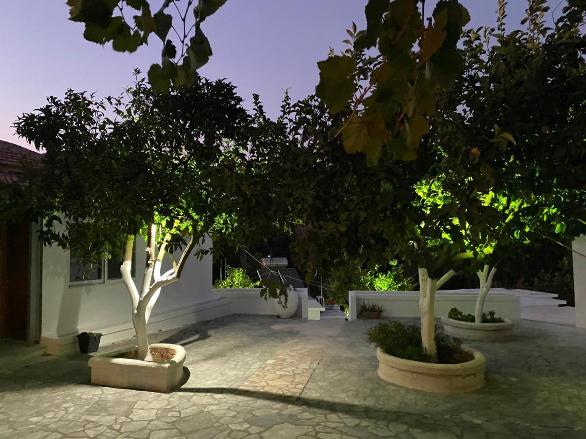 Villa Nouli Sarakiniko  Exteriör bild