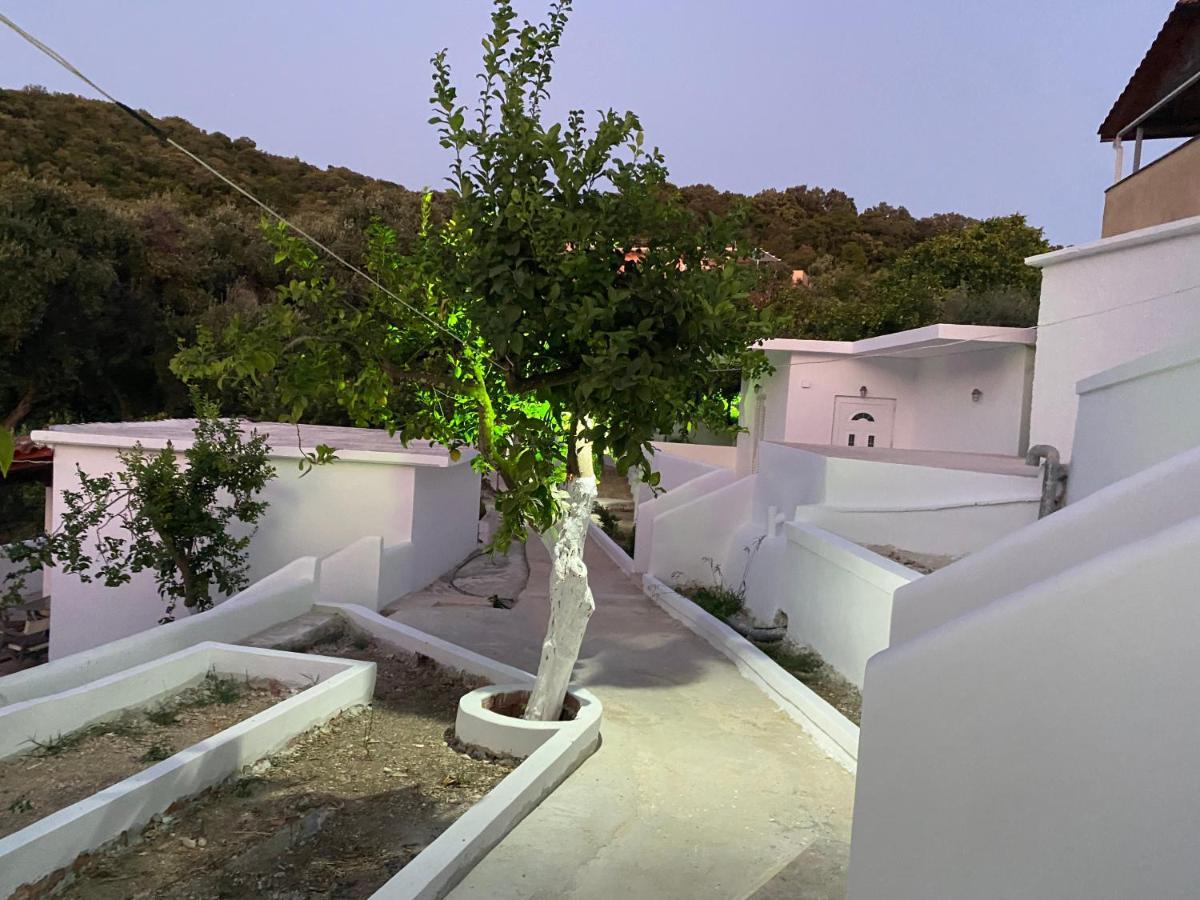Villa Nouli Sarakiniko  Exteriör bild